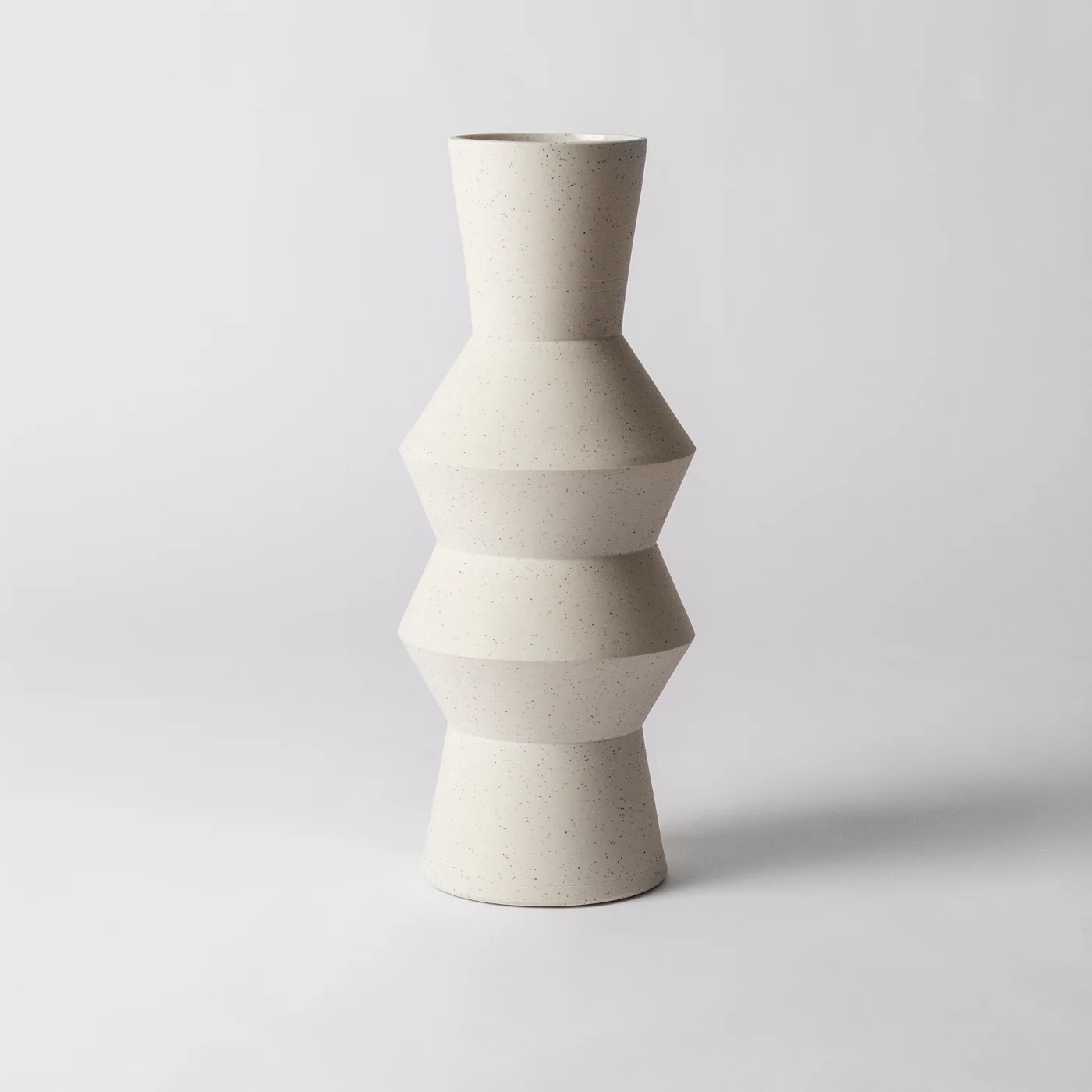 Flekk Angular Vase, L