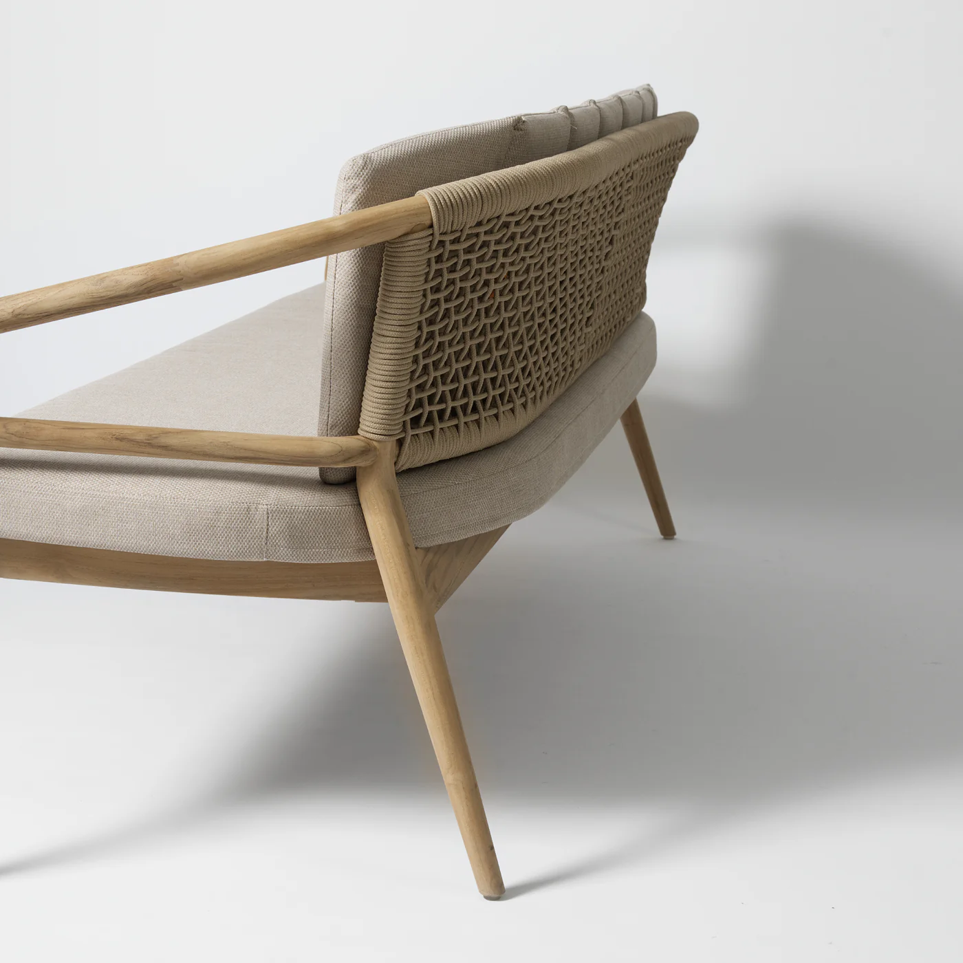 Hugge Outdoor Sofa - Image 6