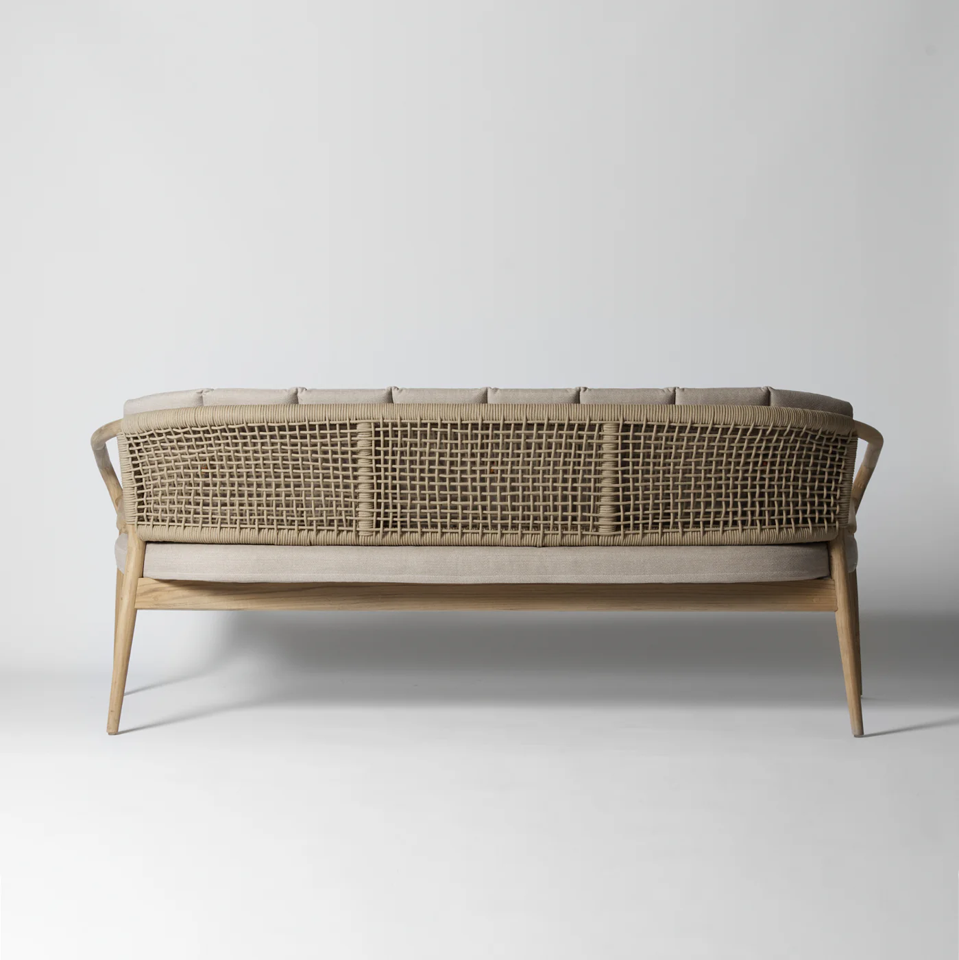 Hugge Outdoor Sofa - Image 7