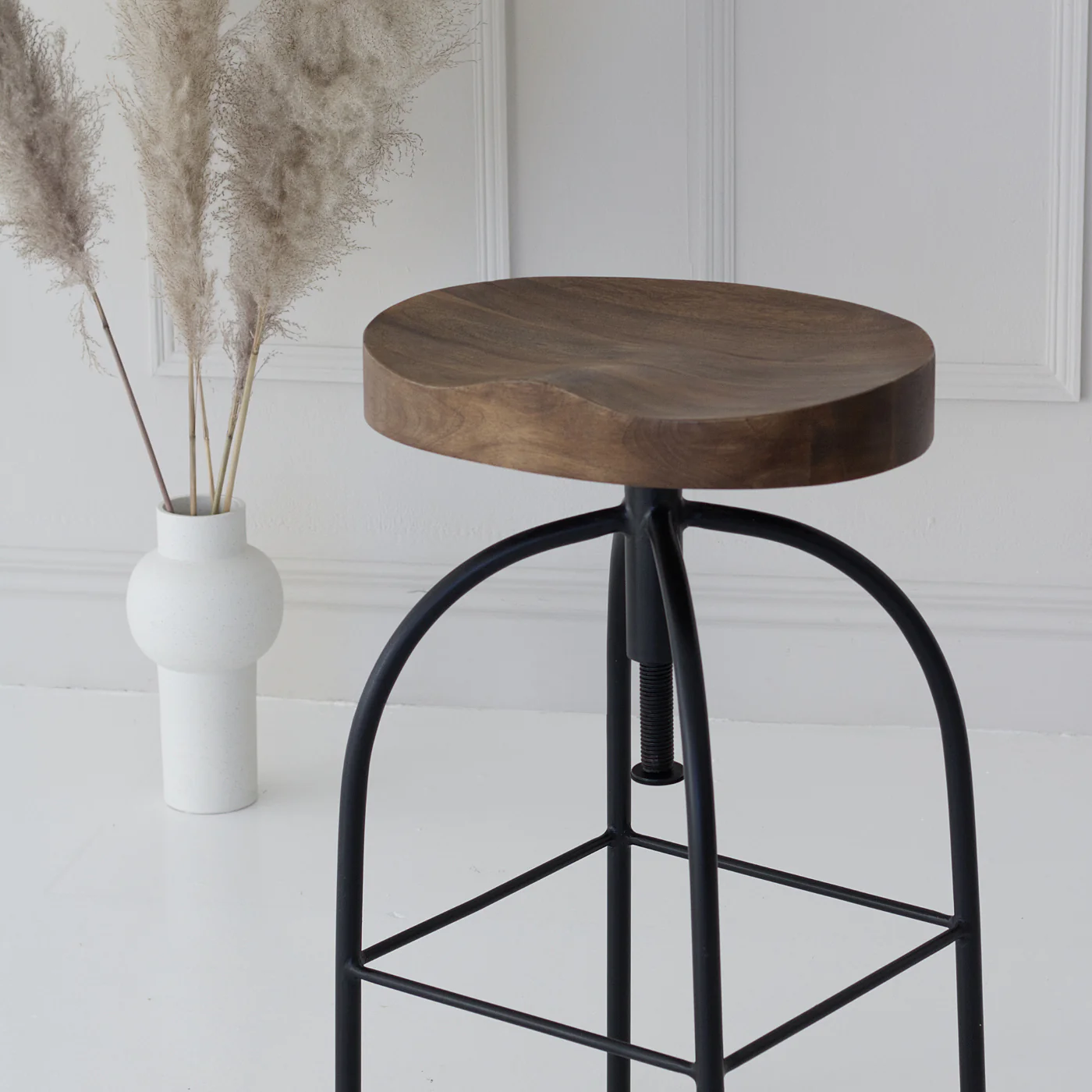 Louis Adjustable Bar Stool - Image 6