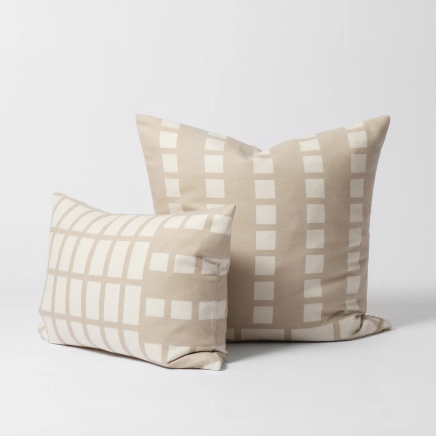 Sjakk Beige Cushion Large - Image 4