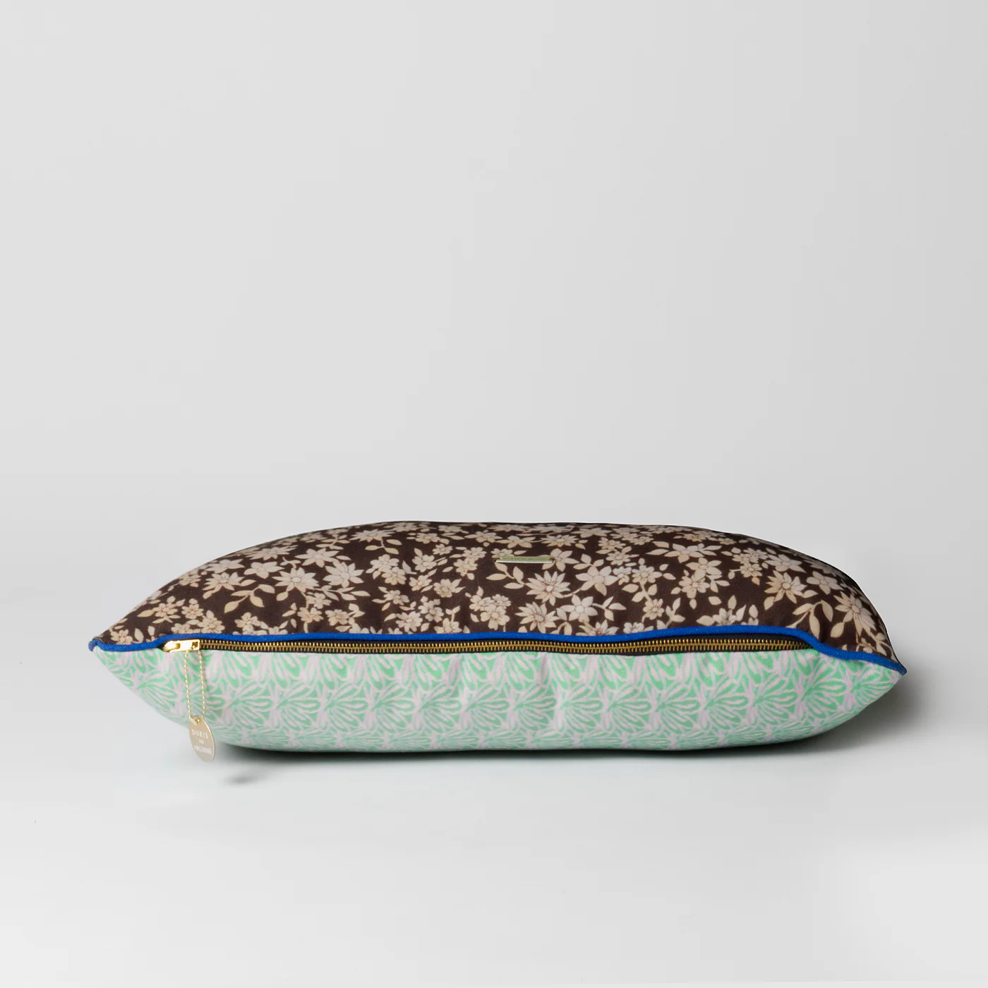 Tallus Vintage Floral Cushion - Image 3